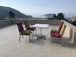 Дома для отпуска Holiday Home Sunrise Будва Дом для отпуска-1